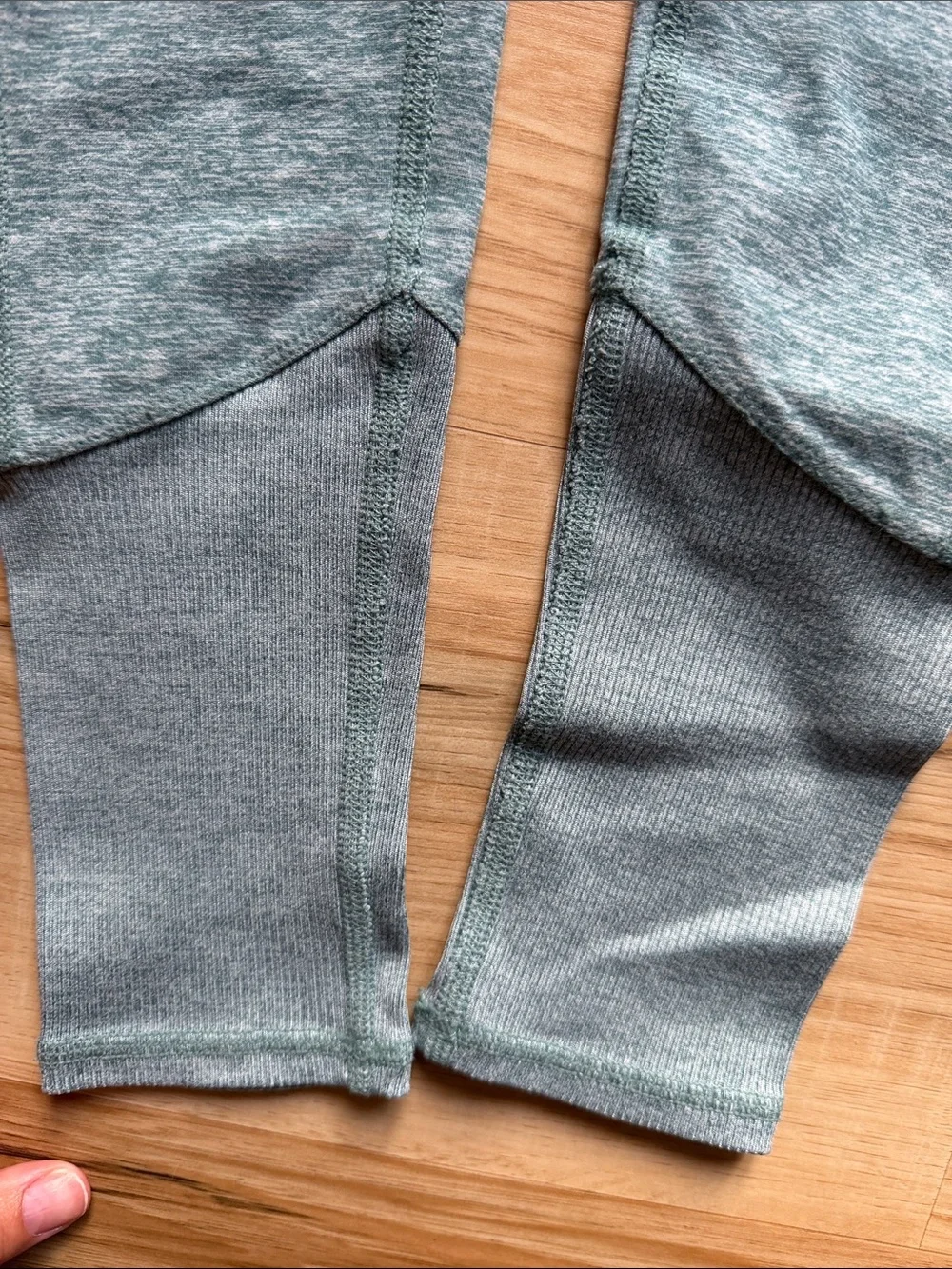 Alo Gray Rib-Waist Leggings